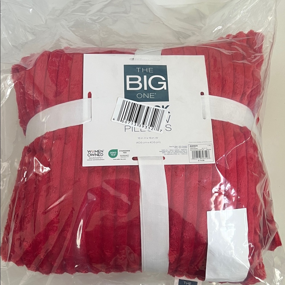 The Big One Vibrant Red Plush Ribbed Pillow 2-Pack